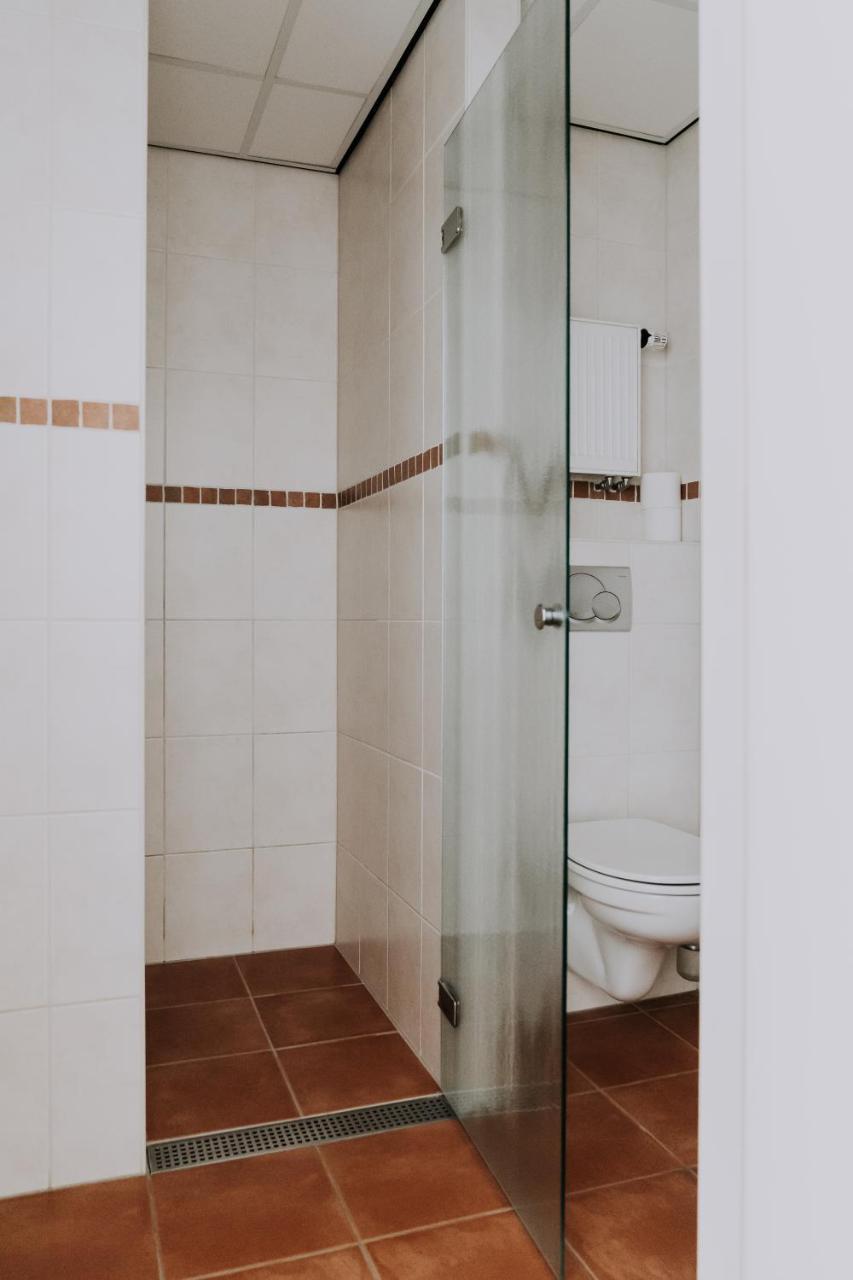 סחירמוניקוג Hotel De4Dames מראה חיצוני תמונה